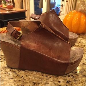 Brown wedges